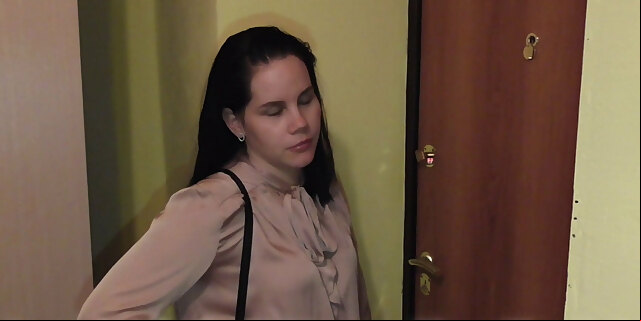 Stepsister Gives Blowjob Again And Gets A Lot Of Cum In Mouth
